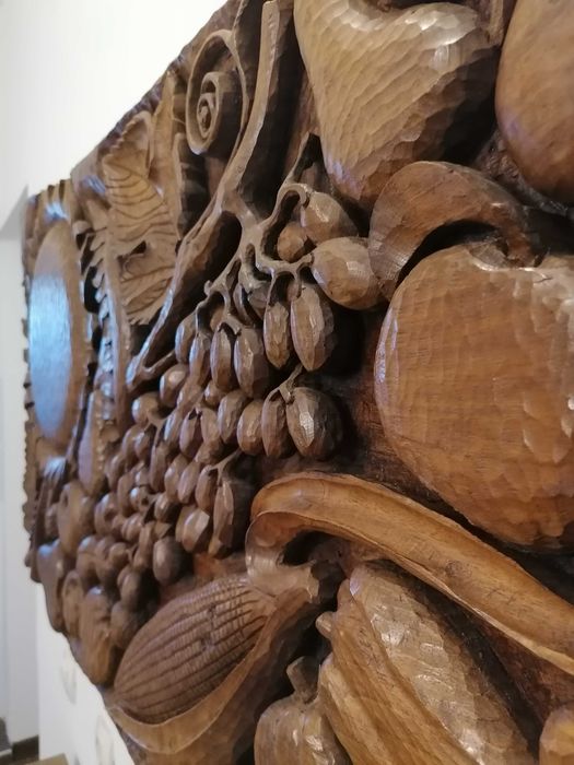 Уникална Дърворезба" Плодородието на България"