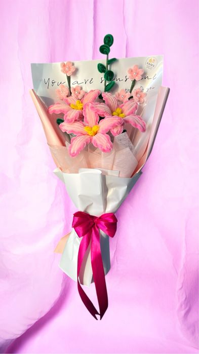 Flori realizate manual