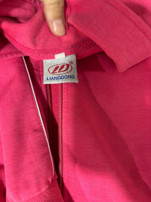 Спортивный одежды