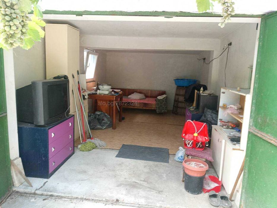 Дава се под наем Гараж / Паркомясто в Бургас, Ветрен - 18 кв.м за 109.65 € - Снимка #4