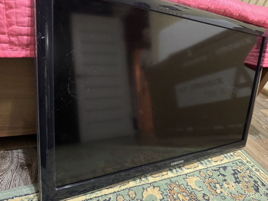Продам телевизор samsung
