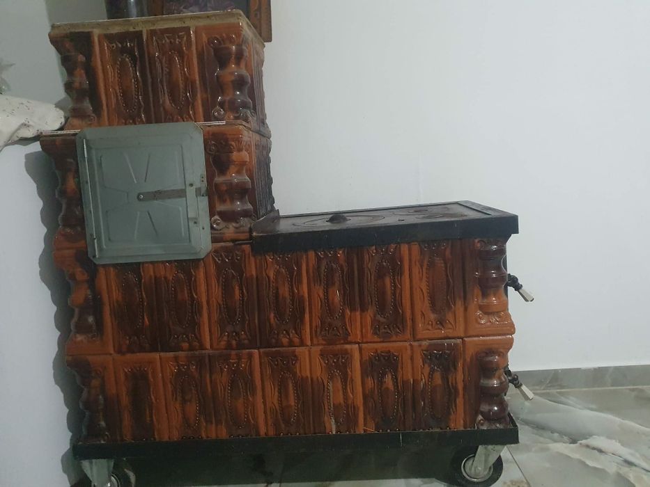 Vînd soba și boiler