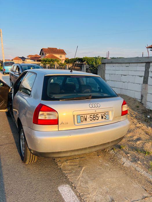 Vând Audi a3  mașina