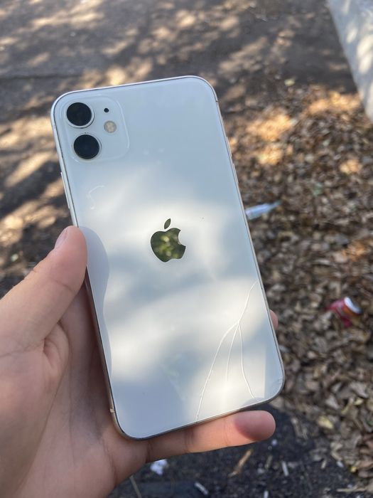 Айфон  11  128GB