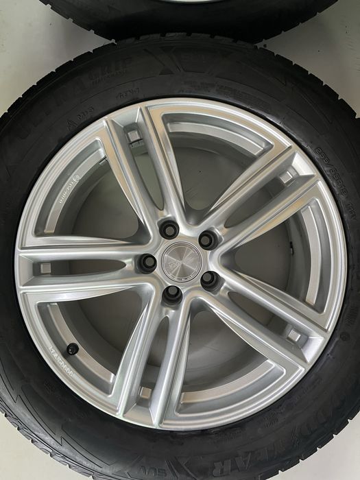 Джанти 19 цола 5х112 за Ауди Кю7 е-трон със зимни гуми 255/55/19