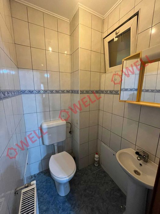 Apartament de vânzare – 3 camere, spațios și luminos!