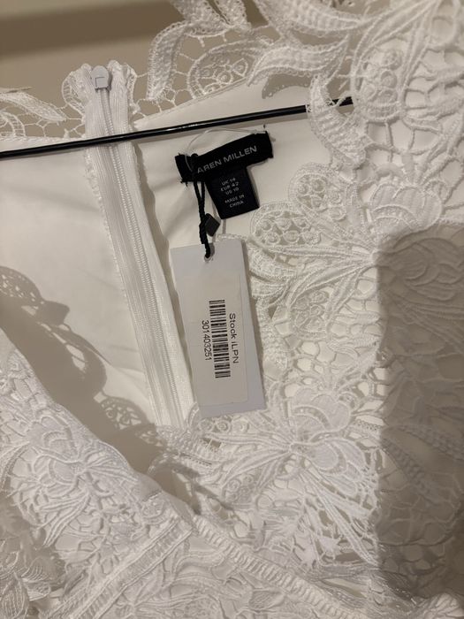 Karen Millen страхотна нова рокля