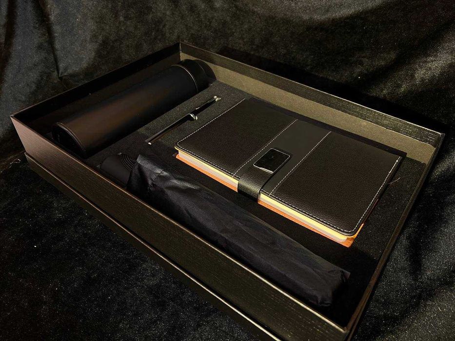 Подарочный набор Business: ежедневник, термос, зонт и ручка