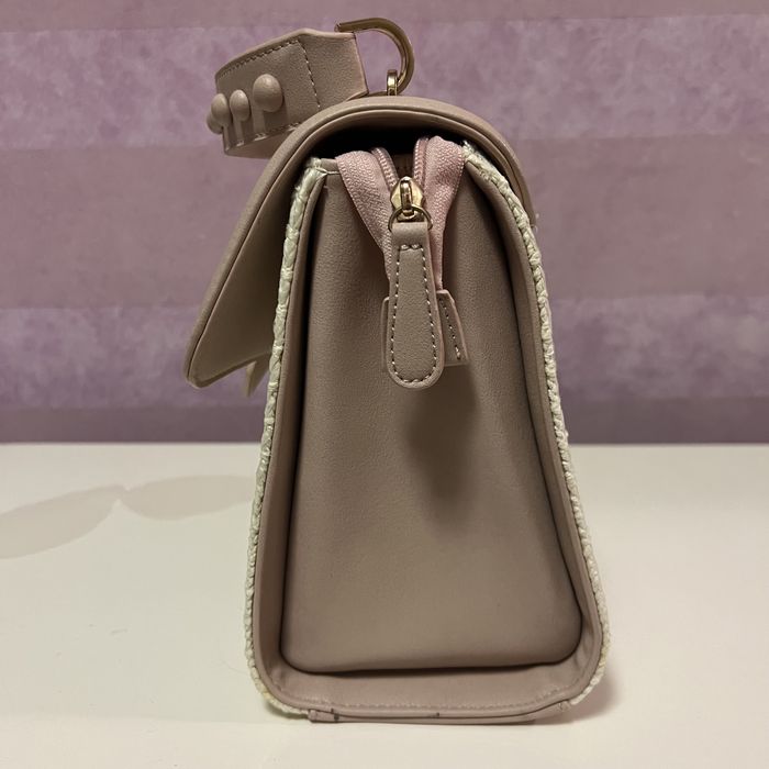 Бледорозова чанта Basile от еко кожа