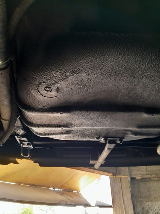 Продаю машину ваз 2115