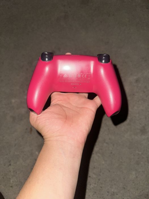 PS 5 jostik xolati yaxshi kamchiliklari yoq narxiga arziydi