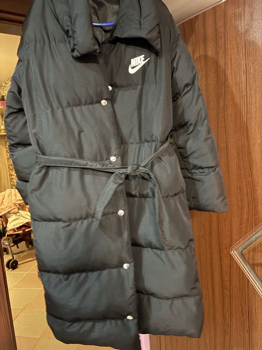 Парка Nike , палто и яке в бордо