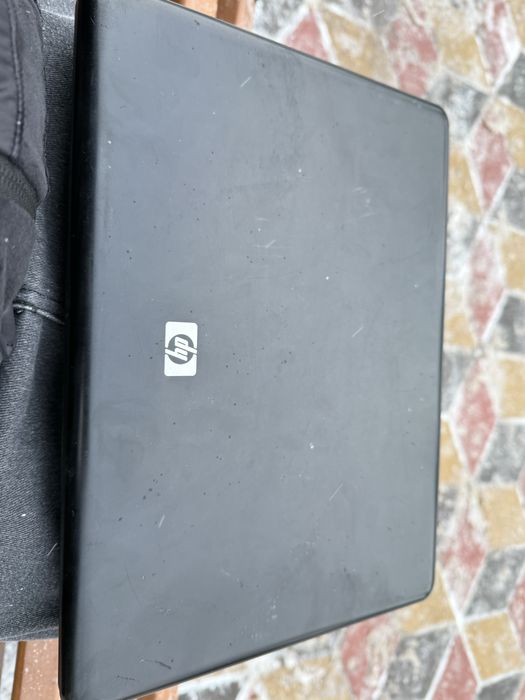 Ноутбик на запчасти