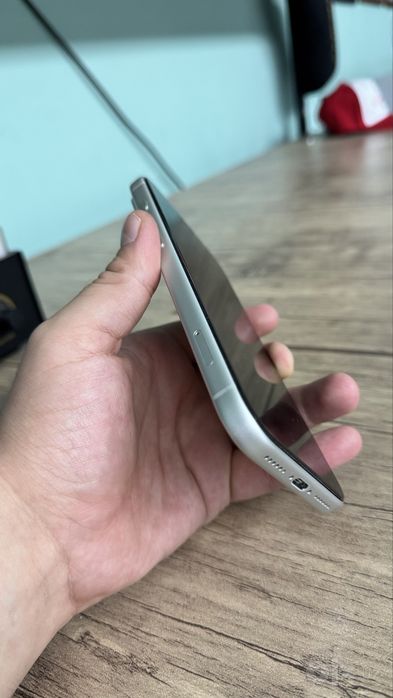 Iphone 17 pro max ideal 100% 190ssikl