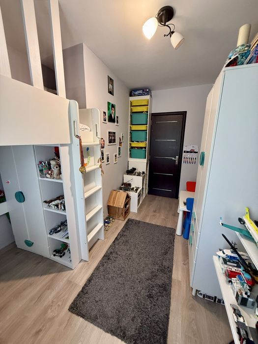Apartament utilat si mobilat complet. 2 camere modificat la 3 camere