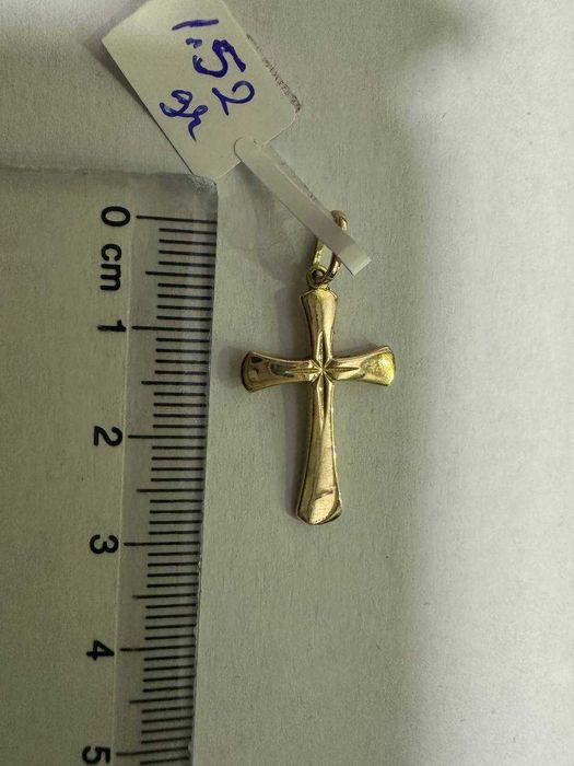 Cruce aur 14k 1.52gr (CTG)
