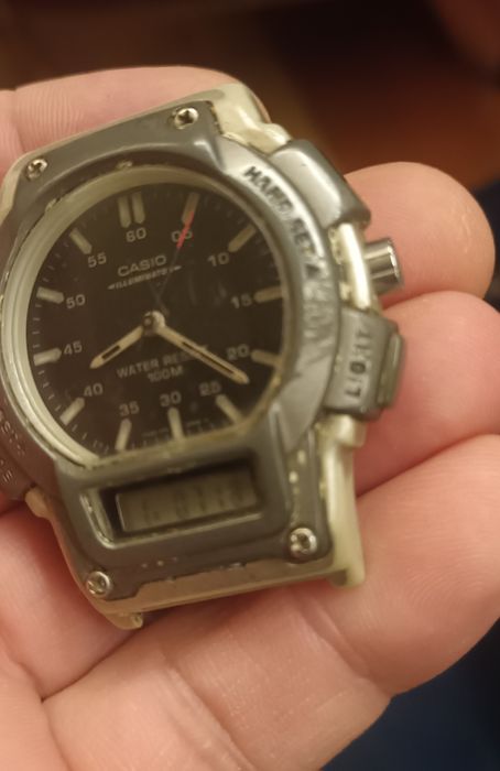 Ceas Casio funcțional