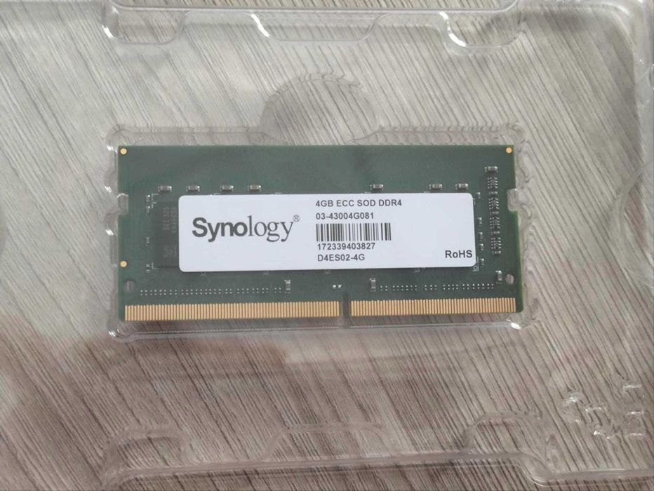 Synology D4ES02-4G — 4 ГБ DDR4 ECC SO-DIMM (3200 МГц) — почти новый