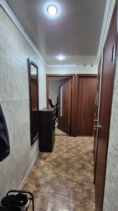 продам 2 комн квартиру Энергетиков 97А