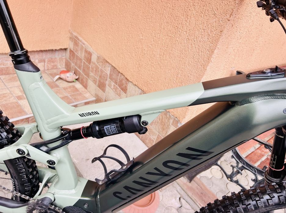 Bicicleta electrica Canyon Neuron  Full Suspension 2024