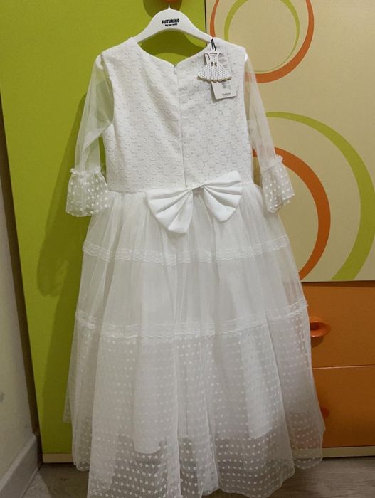 Продам платье для девочки