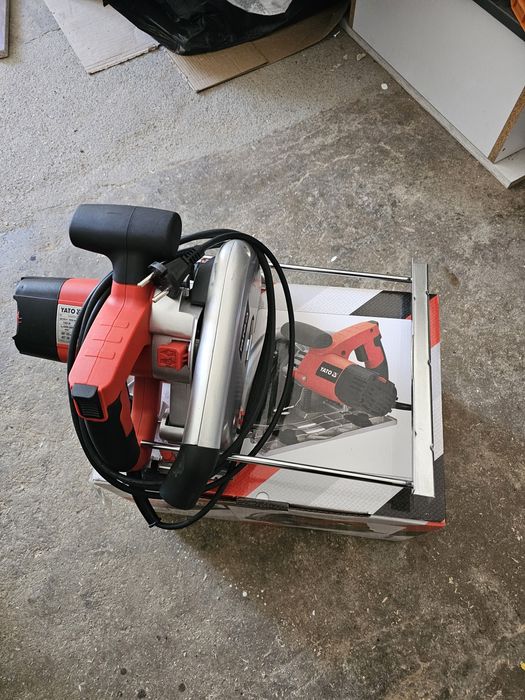 Circular cu Sina de 1,4m Yato