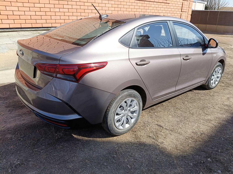 Продаю Hyundai Accent 2020
