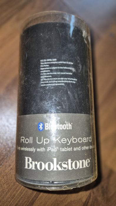 Tastatura Bluetooth pliabila rezistenta la apa