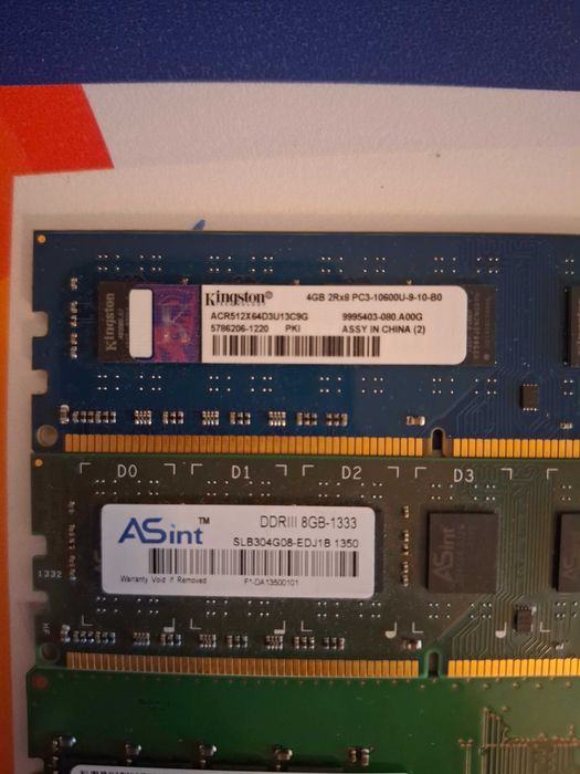 Лот памети за лаптопи и настолни компютри DDR3 | DDR4 | SO-DIMM DDR3