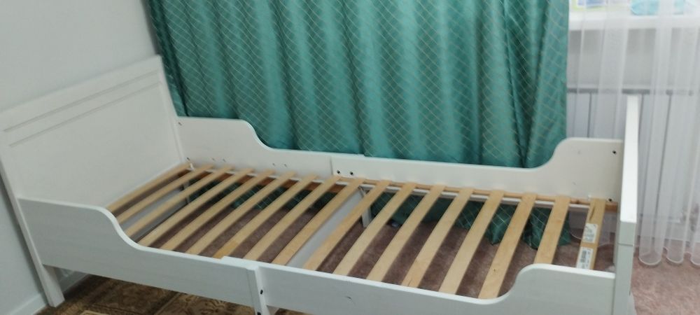 Кровать белая Икеа