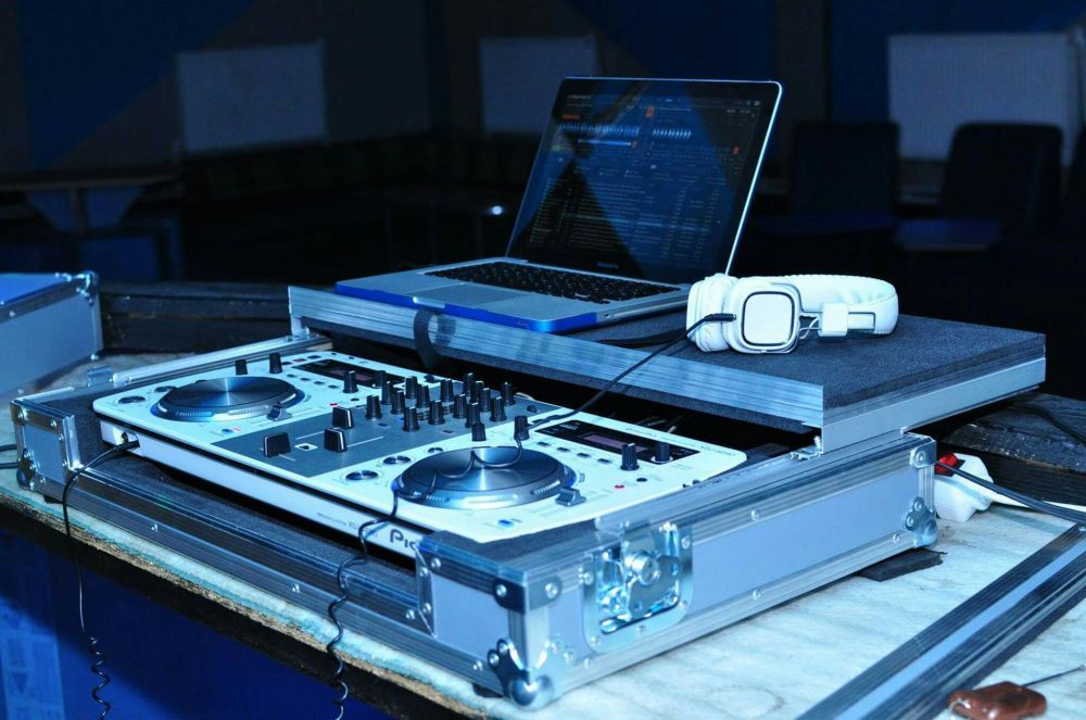 Flight-case România ( Case-uri la comandă) FLIGHTCASE