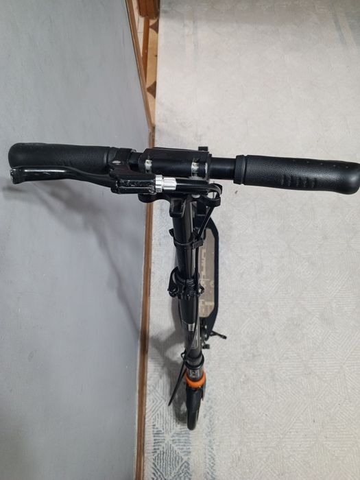 Складной новый самокат