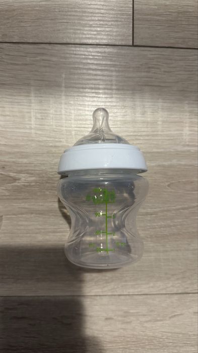 Pompa manuala de san Adora folosita putin