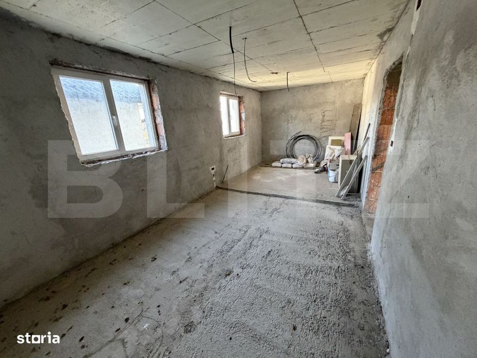 Casa P+1 semifinisata, 250 mp, garaj, teren generos, zona Partos