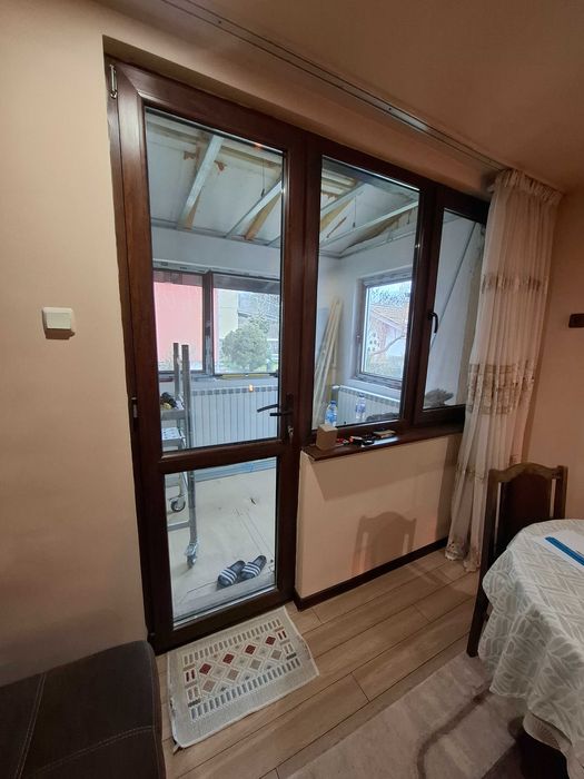 Продавам дограма тъмен орех,ползвана 5 години