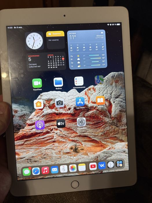 Продам iPad 5 32 гб