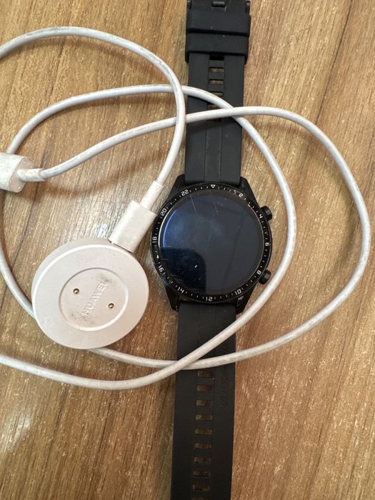 Продам смарт часы Huawei gt 2