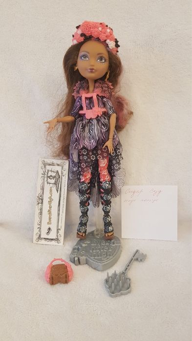 Оригинални кукли  Ever Afrer  high , колекция следваща серия Monster high на Matel