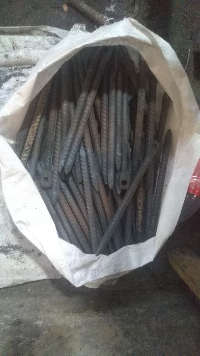 Профнастил аксессуары.   Qoziq tarnov turba