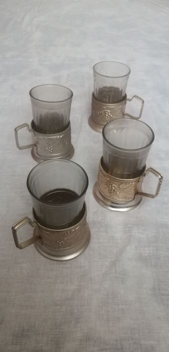 Продам подстаканники