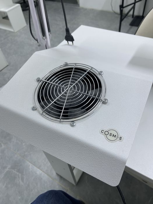 Продам пылесос для маникюра