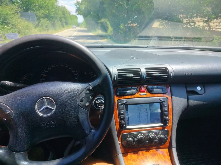 Mercedes C200 CDI  Икономичен и надежден автомобил

Продавам Merc