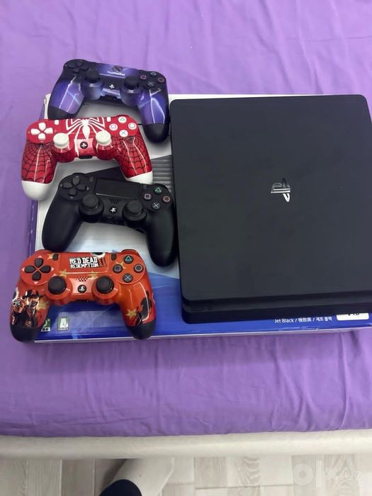 PS4 plesteshn 4 SROCHNI sotladi