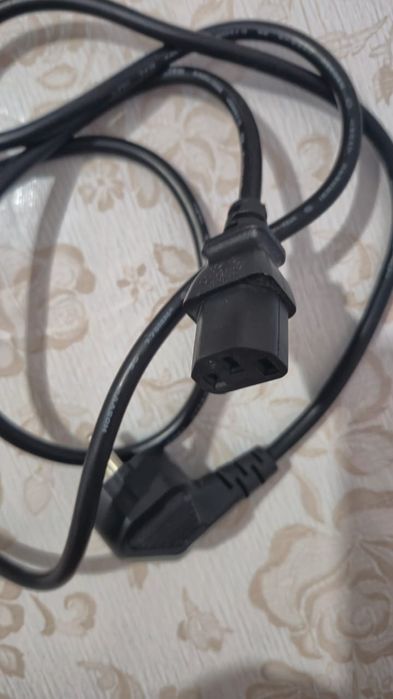 Мышка, компьютерные шнуры