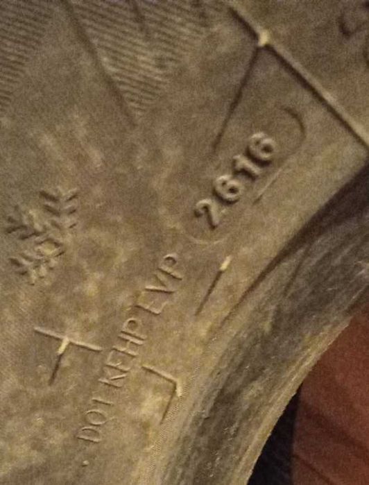 Зимни гуми за джип 4 бр. (напълно запазени)