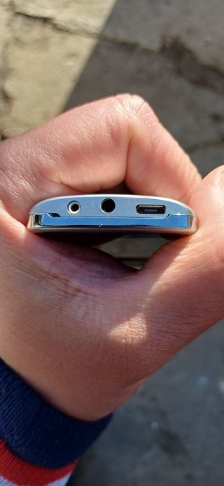 Nokia C3  00 argintiu
