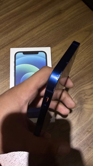 Iphone 12 Blue 64gb 77% аккумулятор