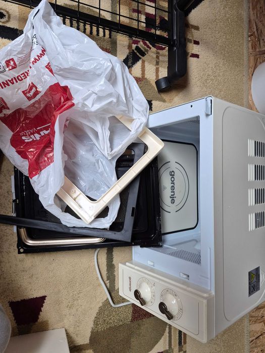 Cuptor microunde MO4250CLI