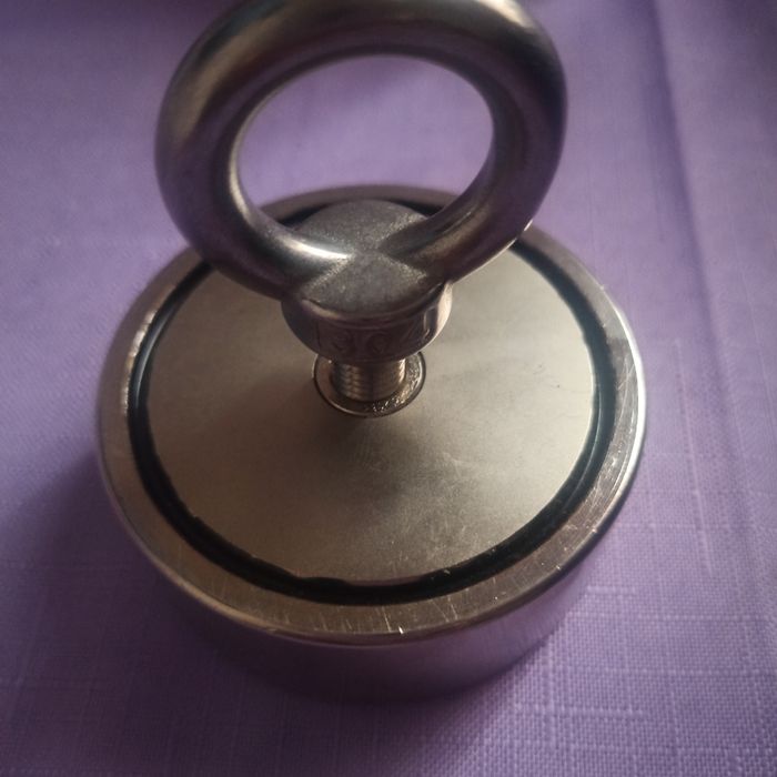 Поисковый магнит