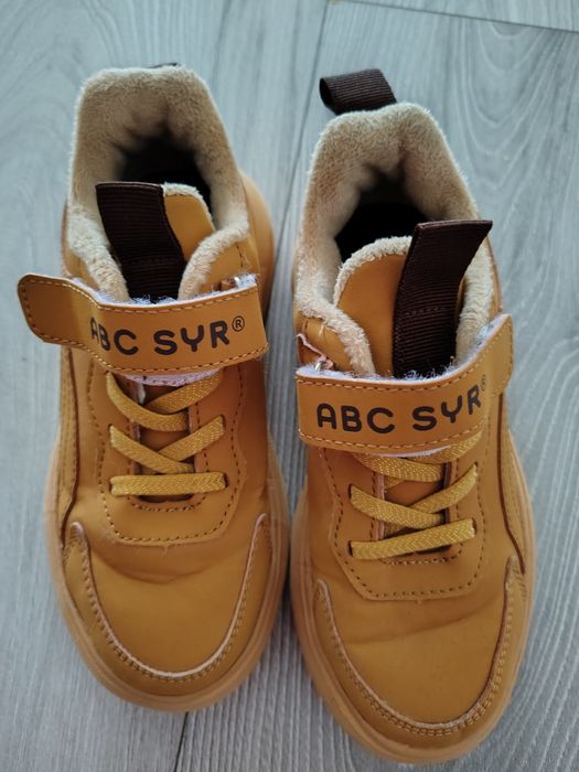 Încălțăminte primăvară/toamna băieți,mărime 32